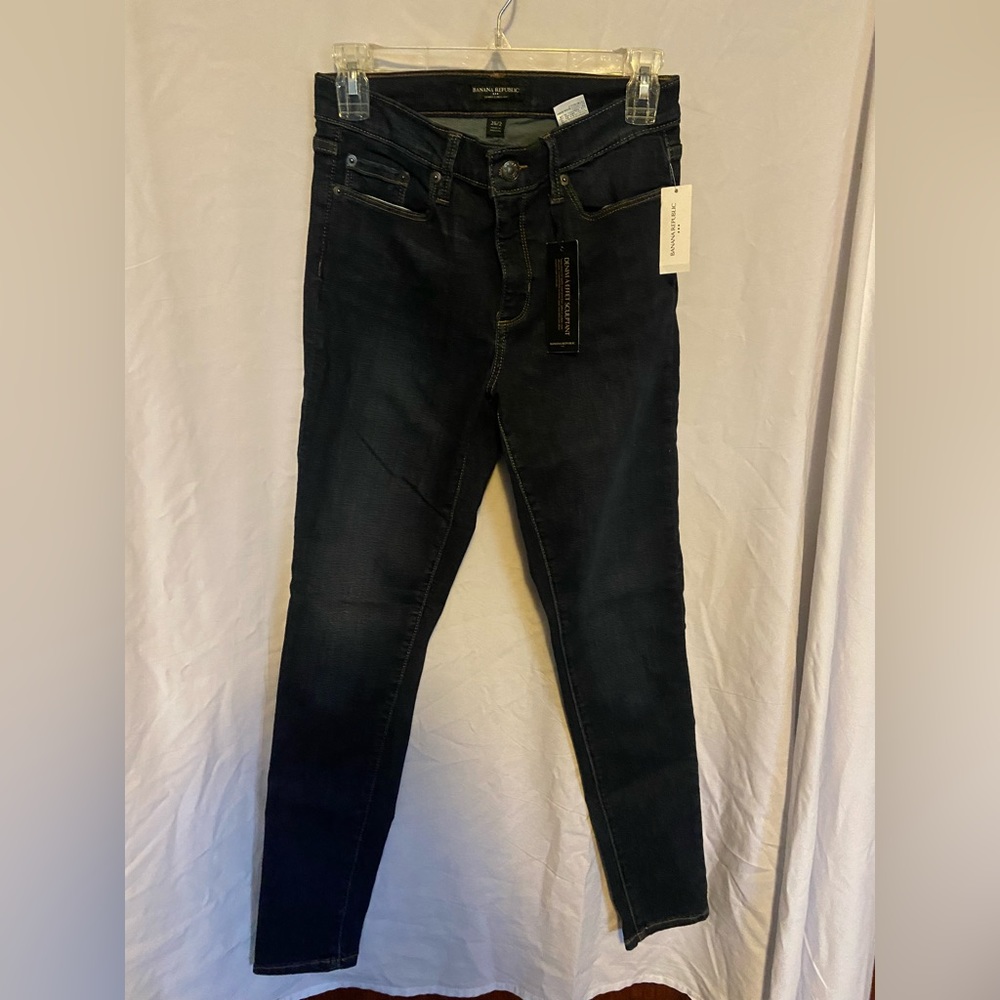 Navy blue banana republic curvy skinny jeans size 26/2